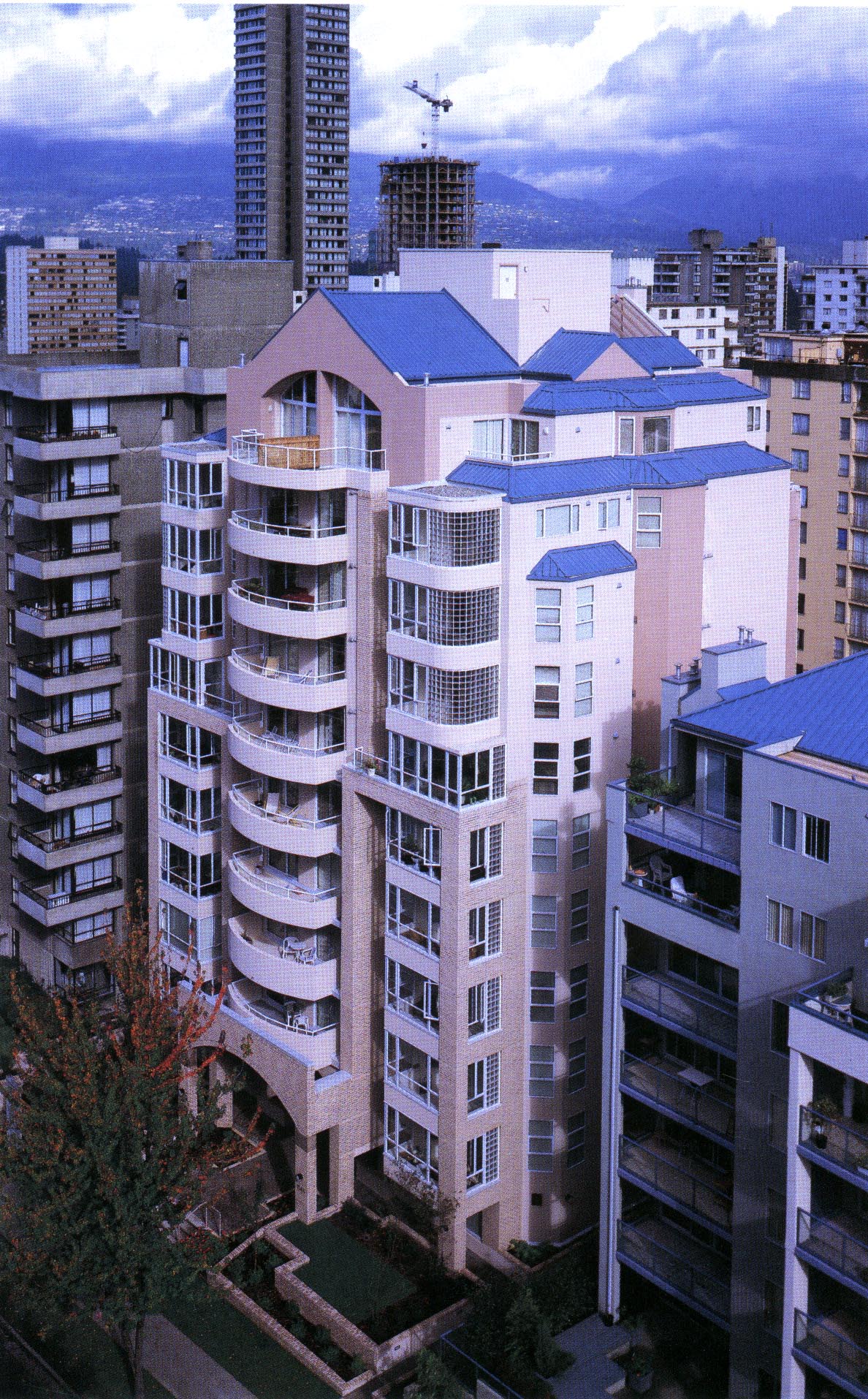 /img/dorchester-towerm-vancouver.jpg